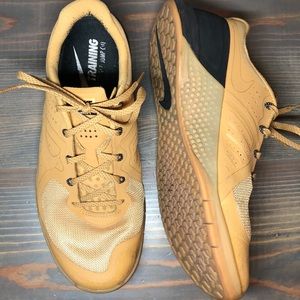 Nike Metcon 2 EUC